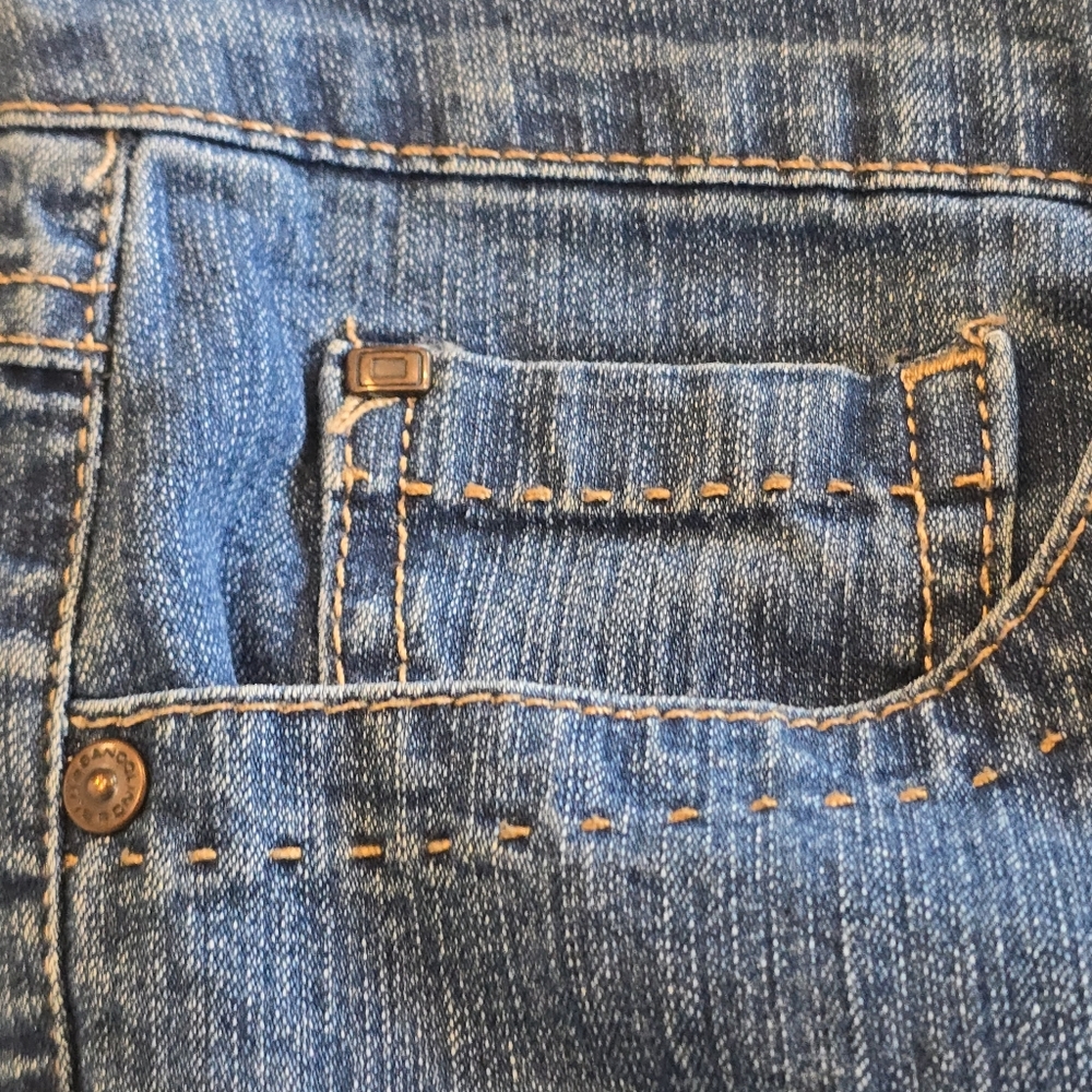 Bandolino Blue Denim Womens Ankle Crop Capris Size 12 - Picture 3 of 12